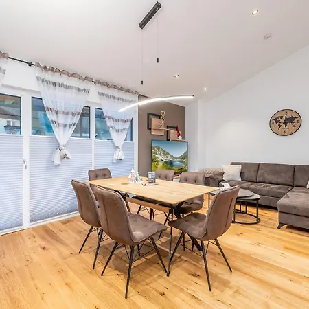 Apartamento Gardenalpin & Panoramaalpin - By Mynests Assach